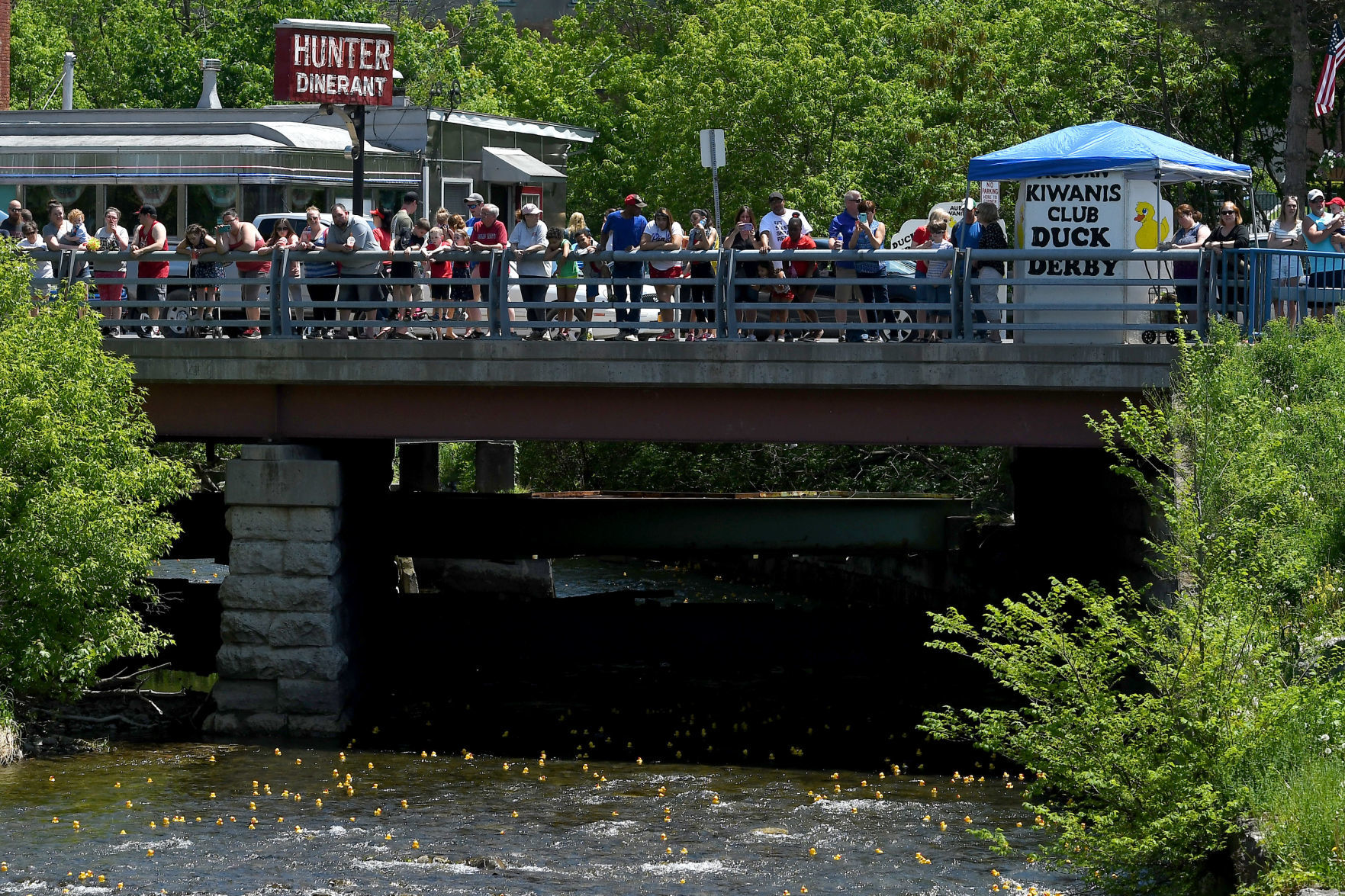Duck Derby 4.JPG